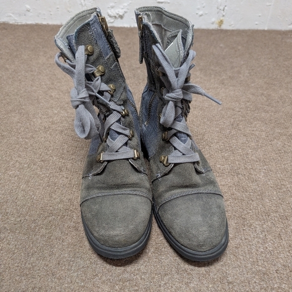 SOREL (Size 6) Major Carly Ankle Boots Suede Lace Up Zipper - Picture 2 of 8